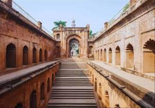 Khusro Bagh 